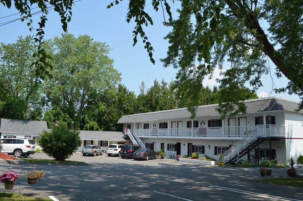 Willows Motel Williamstown Exterior foto